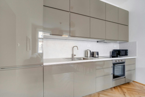 Urxova, Hlavní město Praha  - Gallery -  5