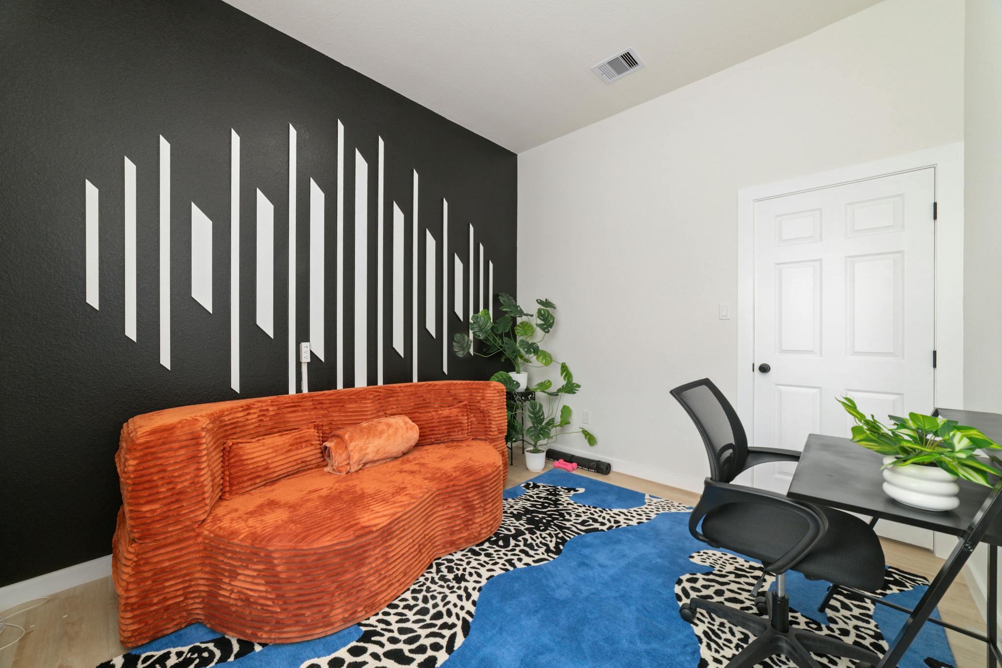  Entire Place  -  Garcroft Street, Houston, TX  - Gallery -  1