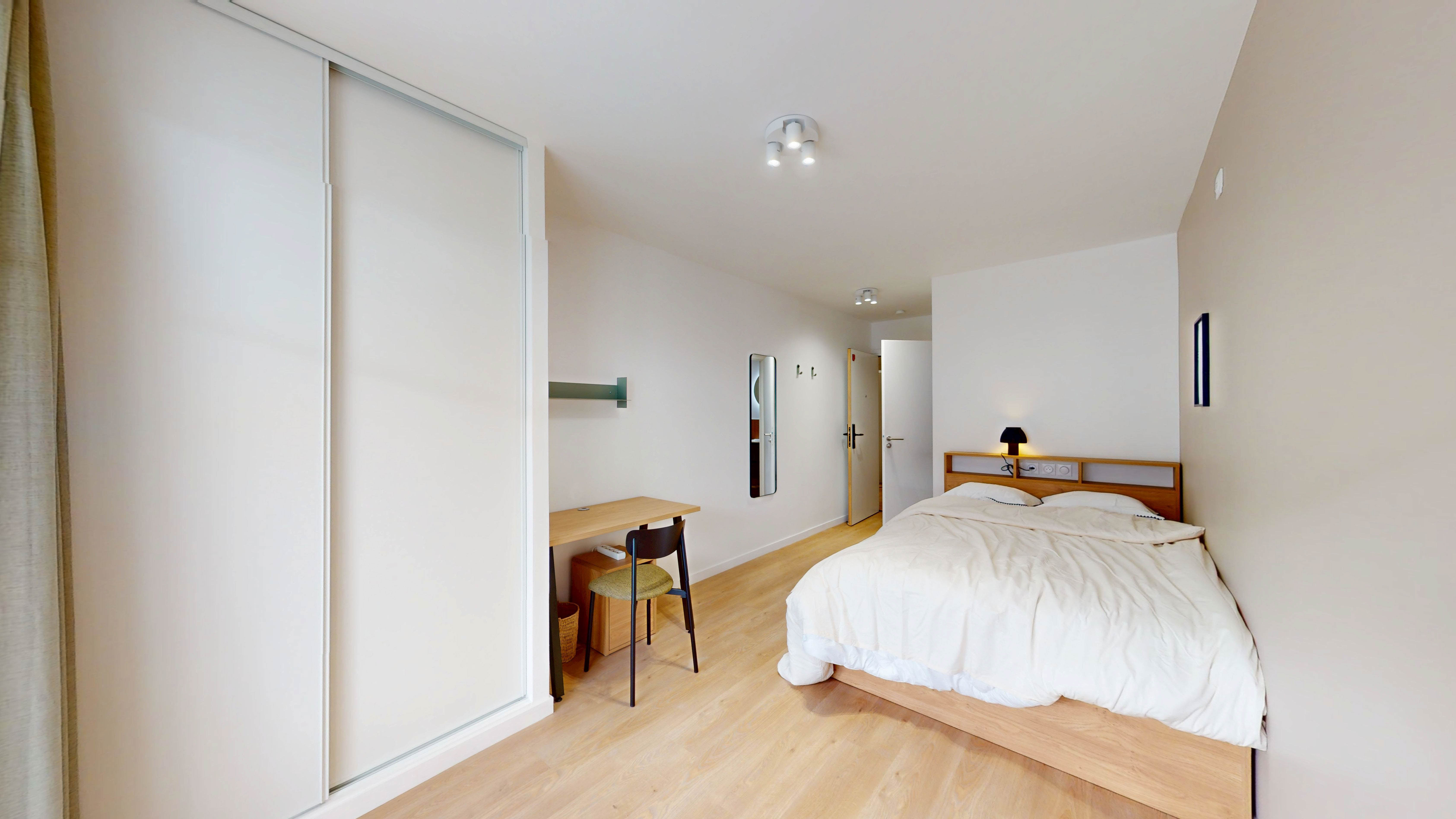 Room 205 - 7
