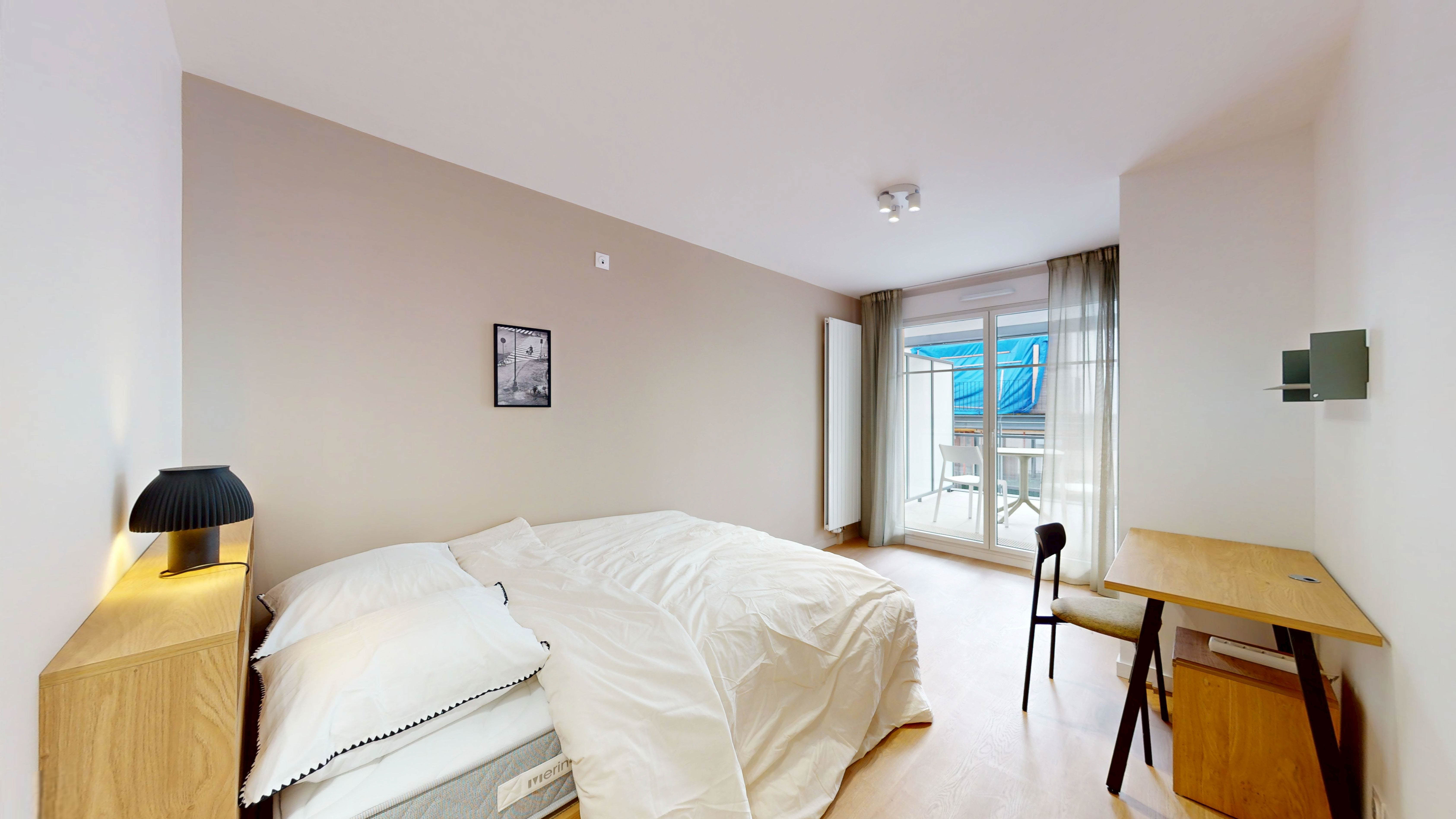Room 205 - 4