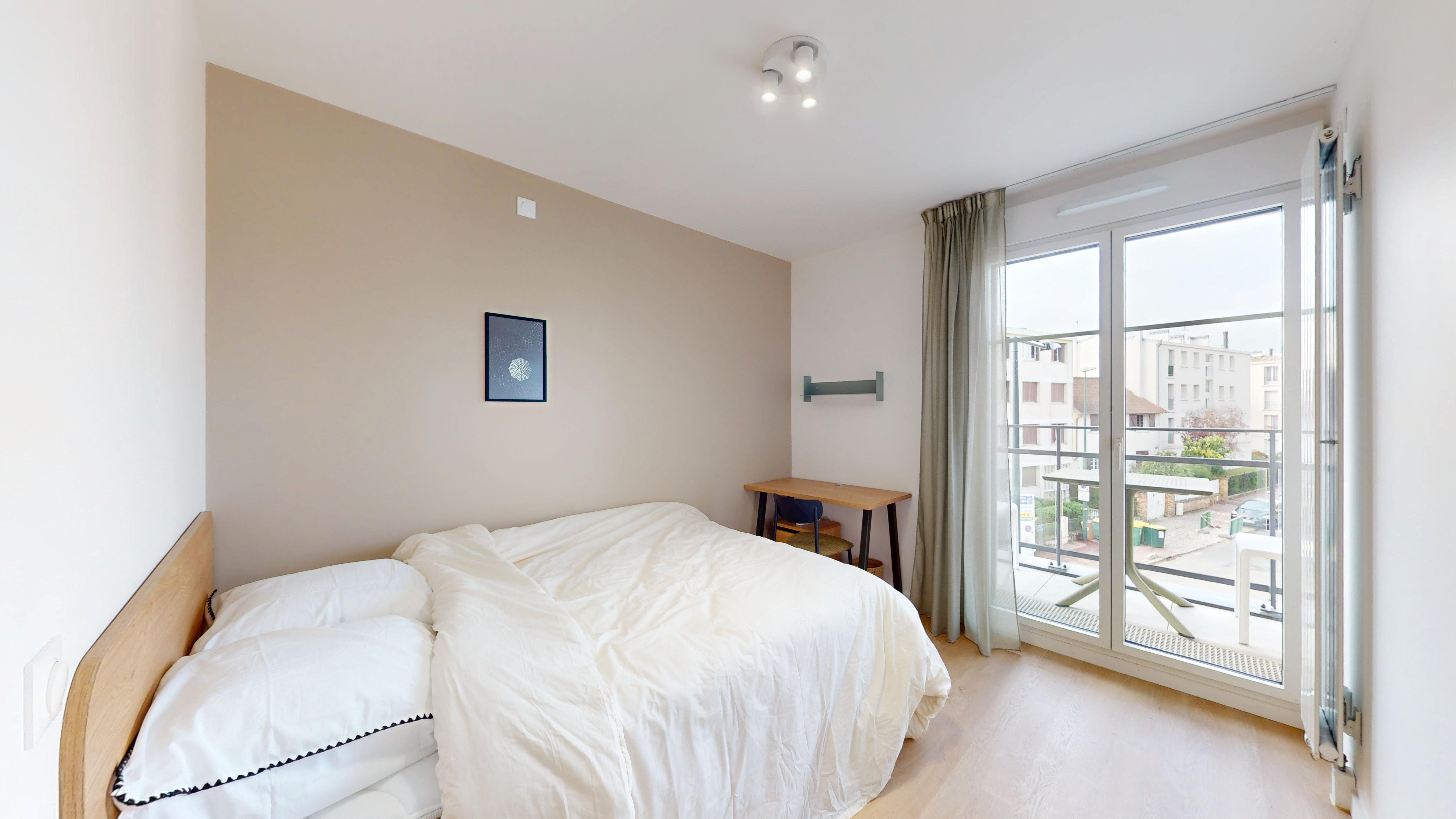 Room 207 - 4