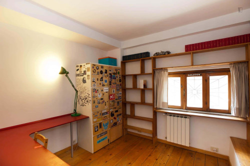 Room for 190 m² with 3 bedrooms