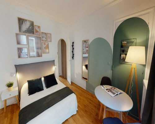 Rue du Père Brottier, Paris