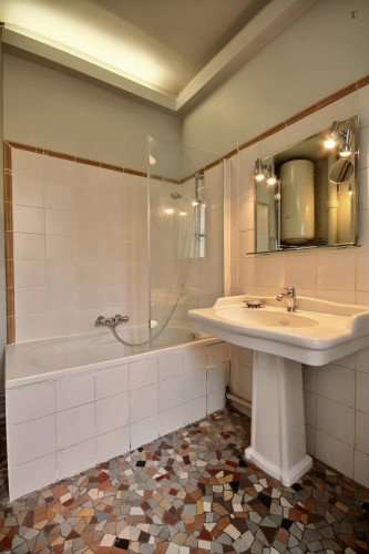 Tasteful 1-bedroom apartment near the Pont-Cardinet train station  - Gallery -  5
