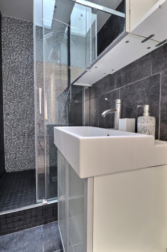 Welcoming 1-bedroom apartment in Ternes