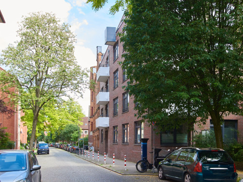 Modern Urban Living in Hamburg-Altona: Stylish 2-Room Apartment with Balcony & Prime Location - Gallery - 2