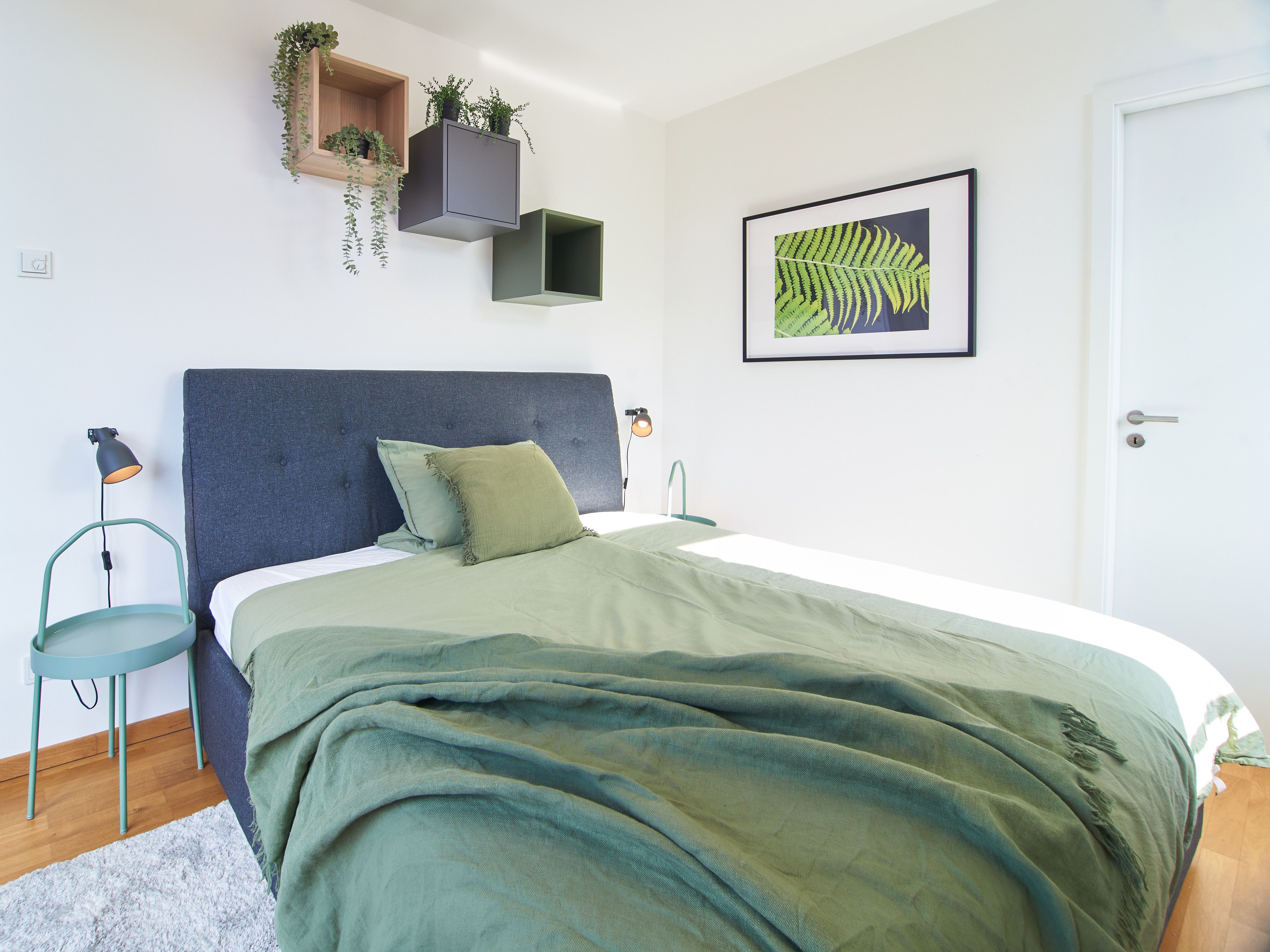 Modern Urban Living In Hamburg-Altona: Stylish 2-Room Apartment With Balcony & Prime Location - 11