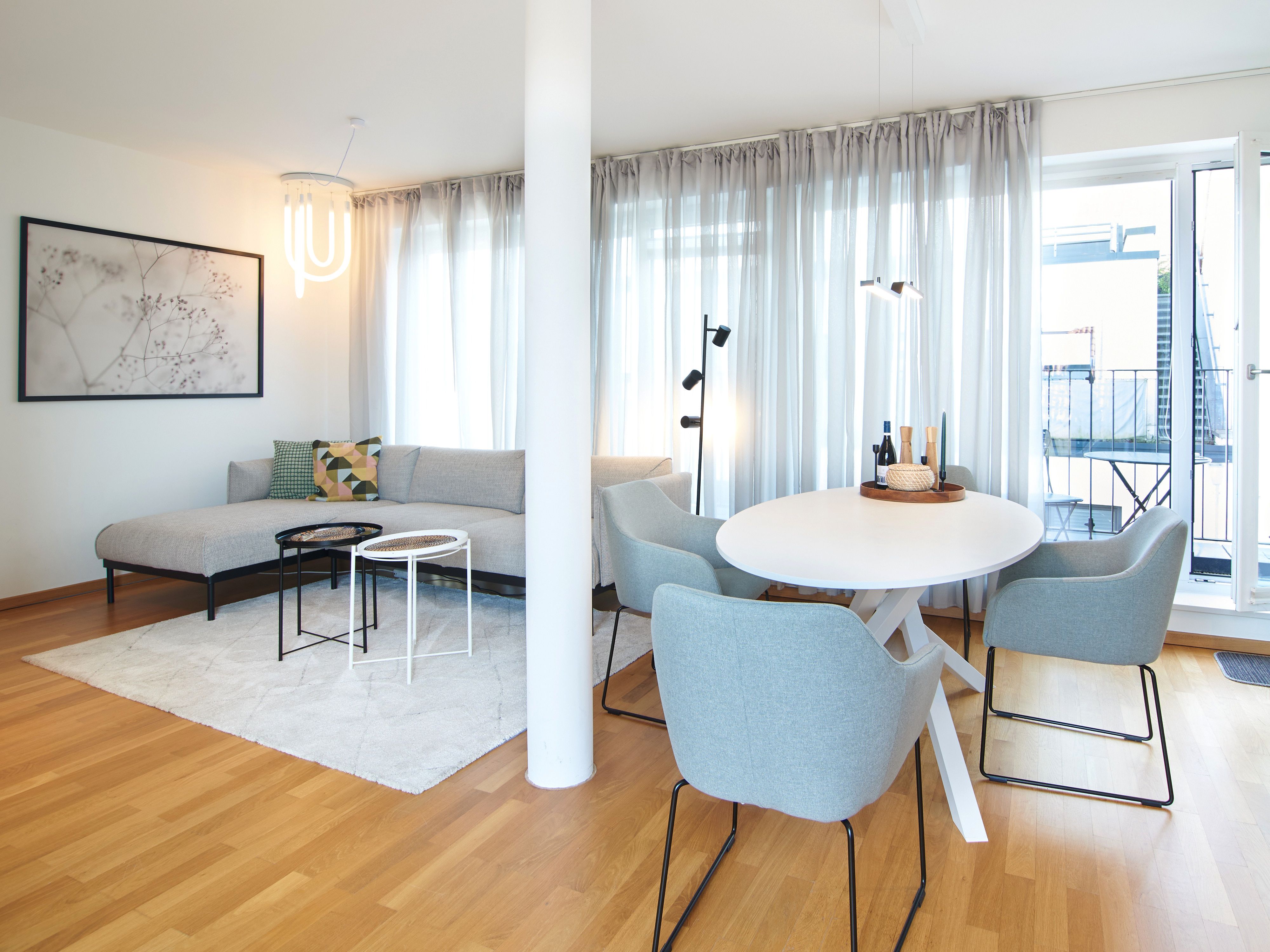Modern Urban Living In Hamburg-Altona: Stylish 2-Room Apartment With Balcony & Prime Location - 17