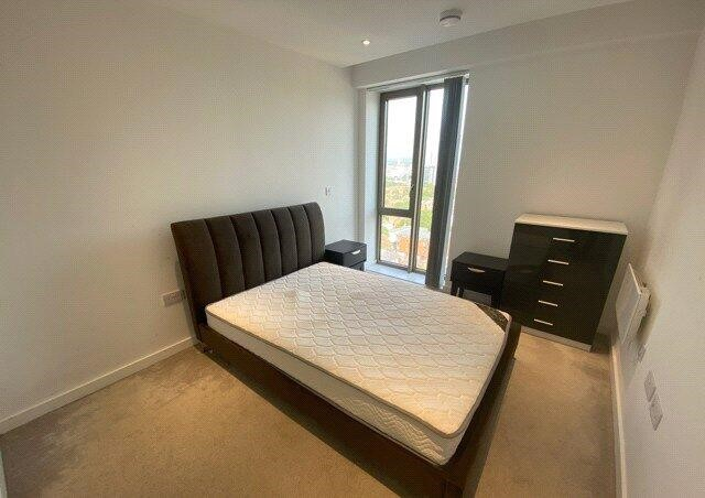 En-Suite - 1