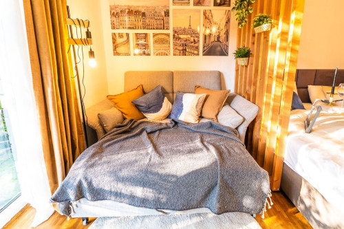 Black Mirror Detmold Free Wifi Free Parking - Gallery - 9