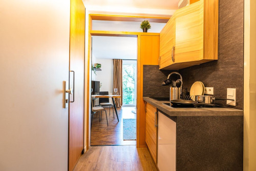 Black Mirror Detmold Free Wifi Free Parking - Gallery - 20