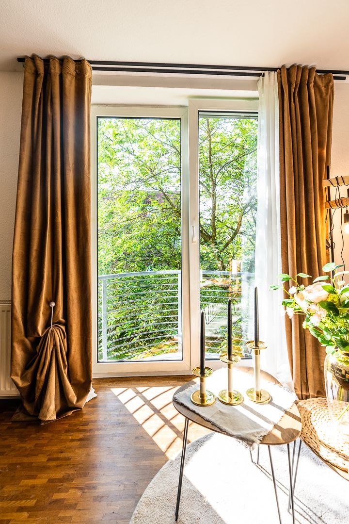  Black Mirror Detmold Free Wifi Free Parking  -  Black Mirror Detmold Free Wifi Free Parking  - Gallery -  22
