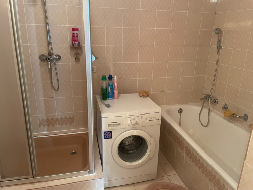 Wonderful & beautiful apartment in a convenient location - Gallery - 13