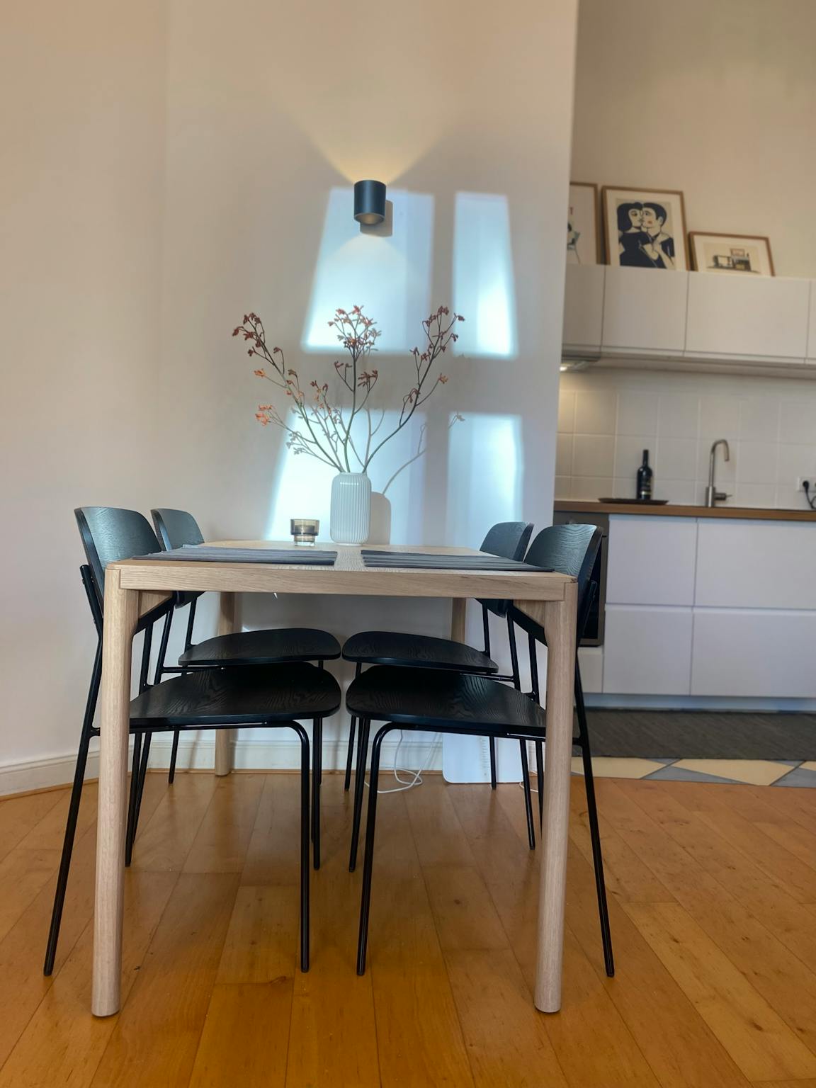 Entire Place - Schirmerstraße, Düsseldorf - Gallery - 1