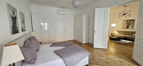 Rögergasse, Vienna
