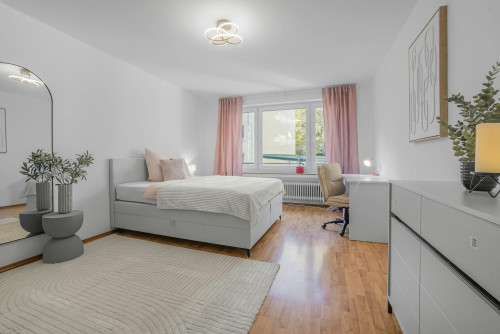 Hiltenspergerstraße, Munich