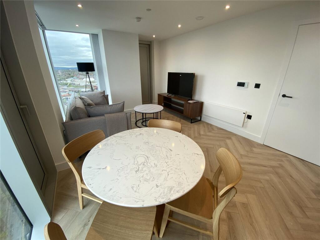 Two Bedroom Flat - 9