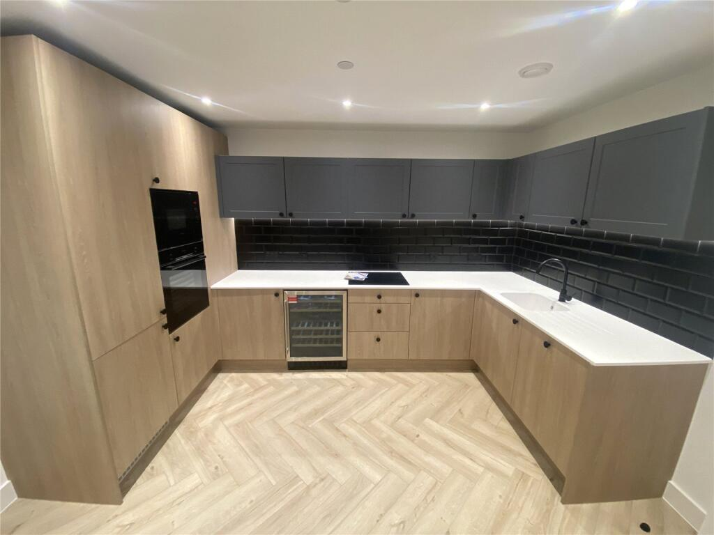 Two Bedroom Flat 73m² - 7