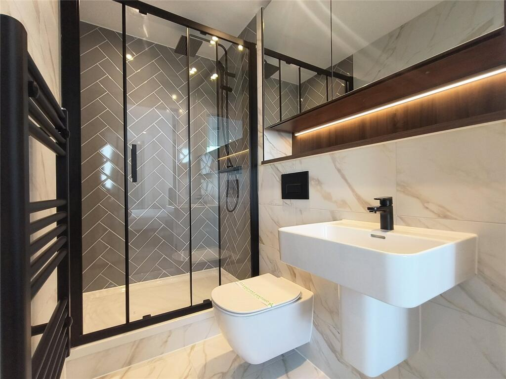 Two Bedroom Flat 72m² - 11