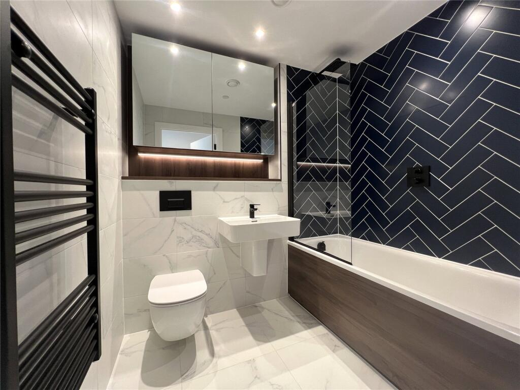 Two Bedroom Flat 72m² - 10