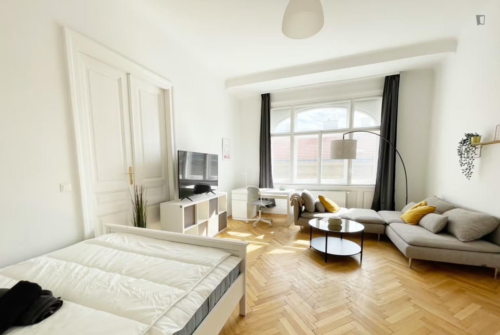 Big Double Bedroom In Weinhaus - Big double bedroom in Weinhaus - Gallery - 1