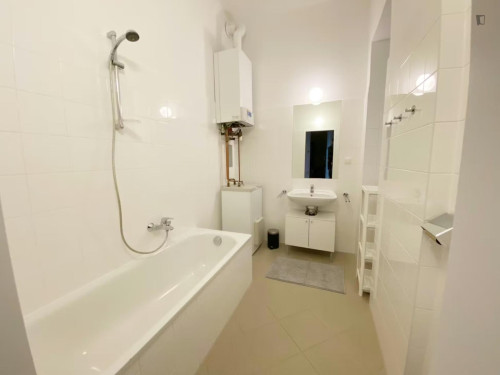 Very cool double bedroom in Mariahilf