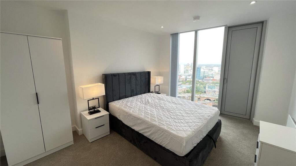 Exceptional 35th Floor Two-Bed Two-Bath Apartment - 5