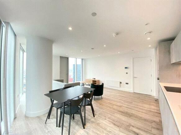 Stunning Corner 2-Bedroom Apartment - 6