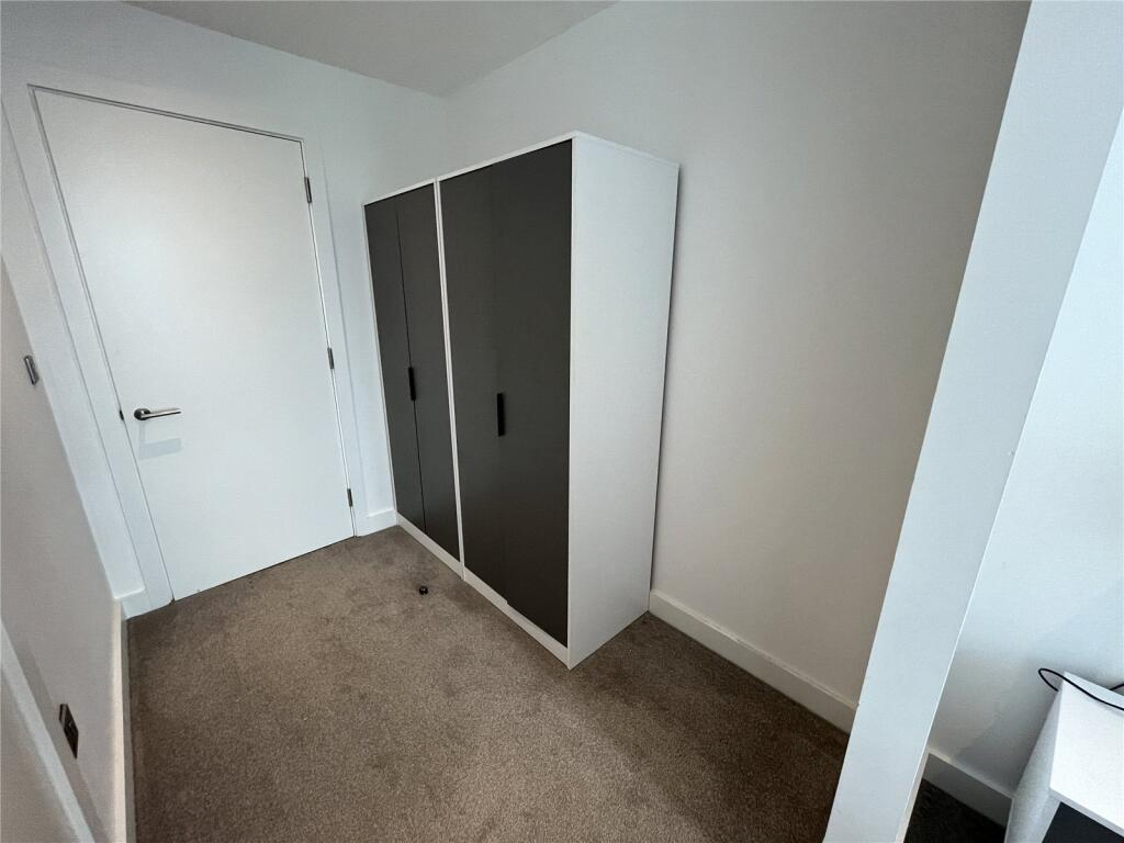 Exceptional 38th Floor Two-Bed Two-Bath Apartment - 10