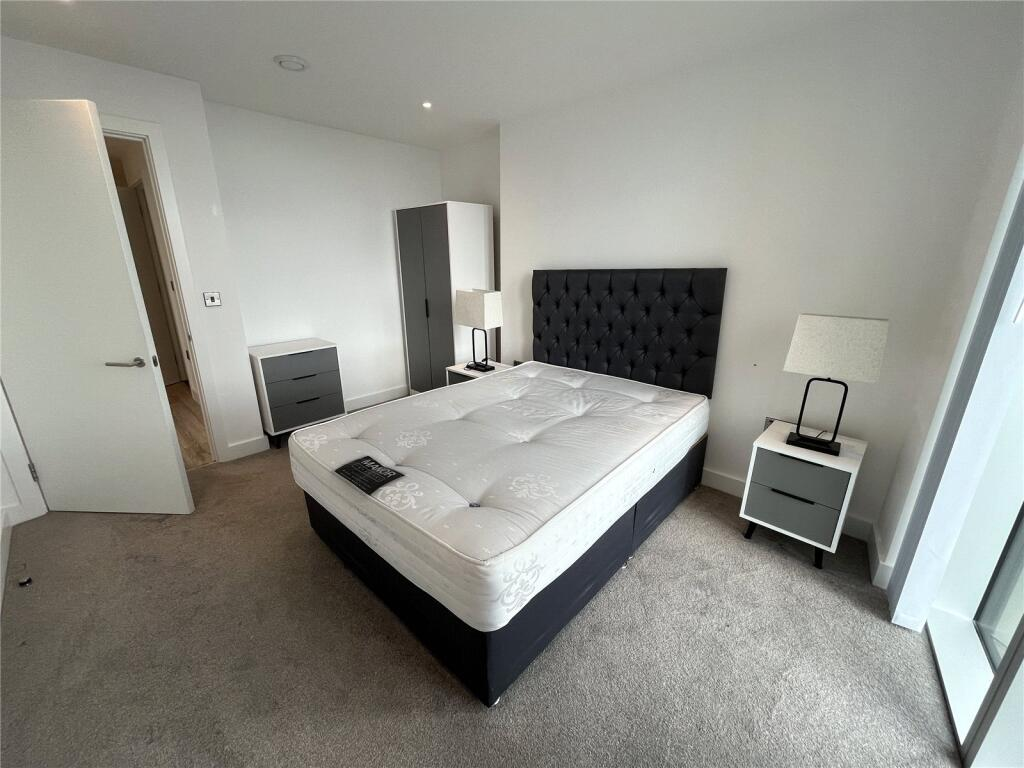 Exceptional 38th Floor Two-Bed Two-Bath Apartment - 8
