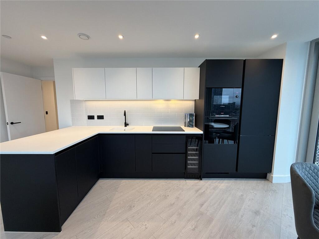 2 Bedroom Apartment - 10