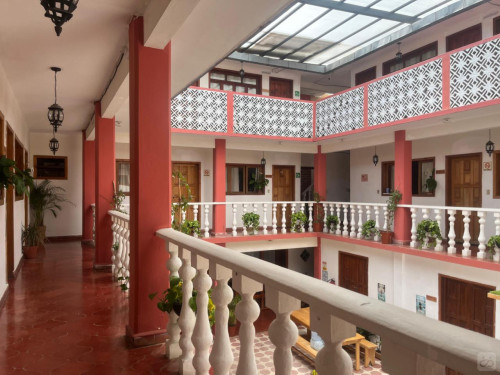 María Adelina Flores Home - Gallery - 10