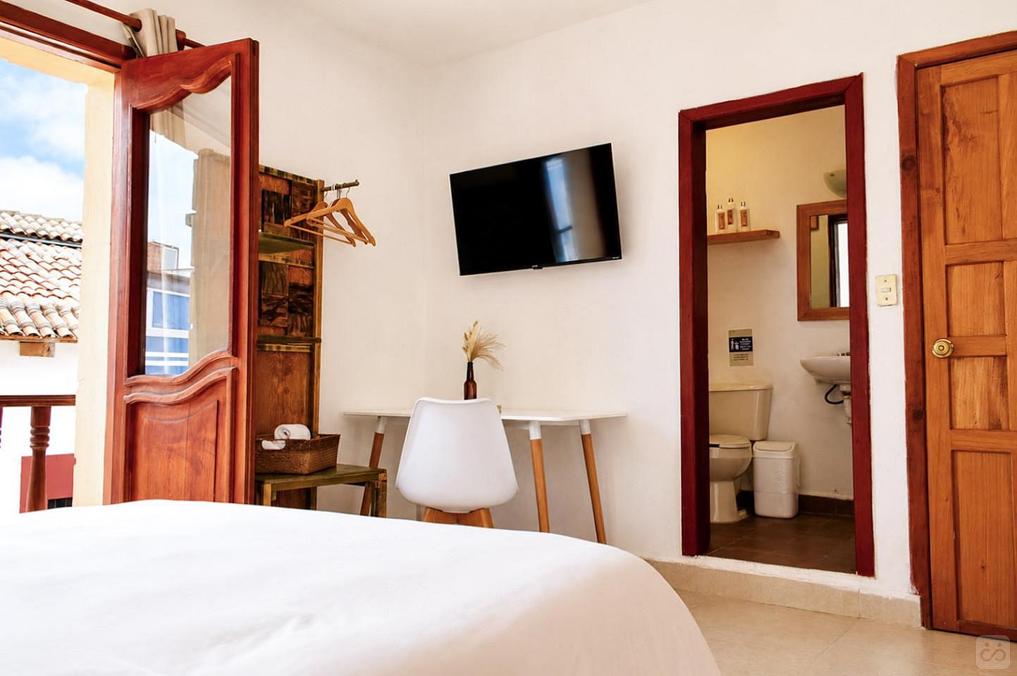 Superior Double Suite - 4