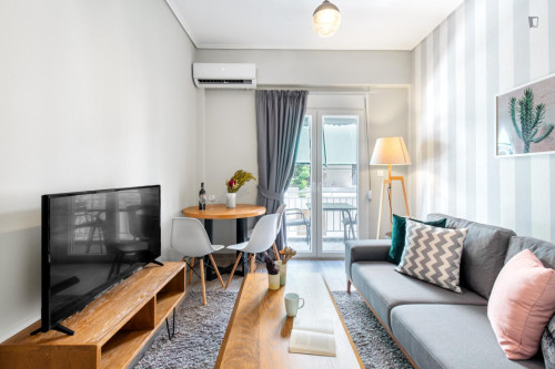 Sunny 1-bedroom apartment in Neapoli  - Gallery -  5