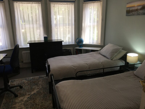 Lovely bright rooms, great location