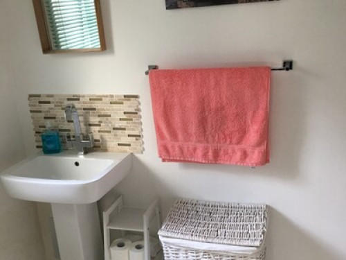 Lovely bright rooms, great location