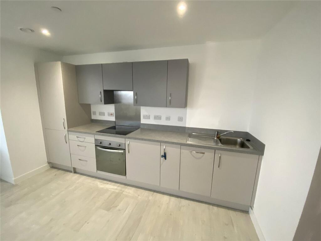 En-Suite 2 - 5