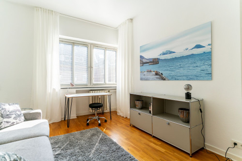 Freshly renovated 4-room apartment in Düsseldorf-Oberkassel - Gallery - 5