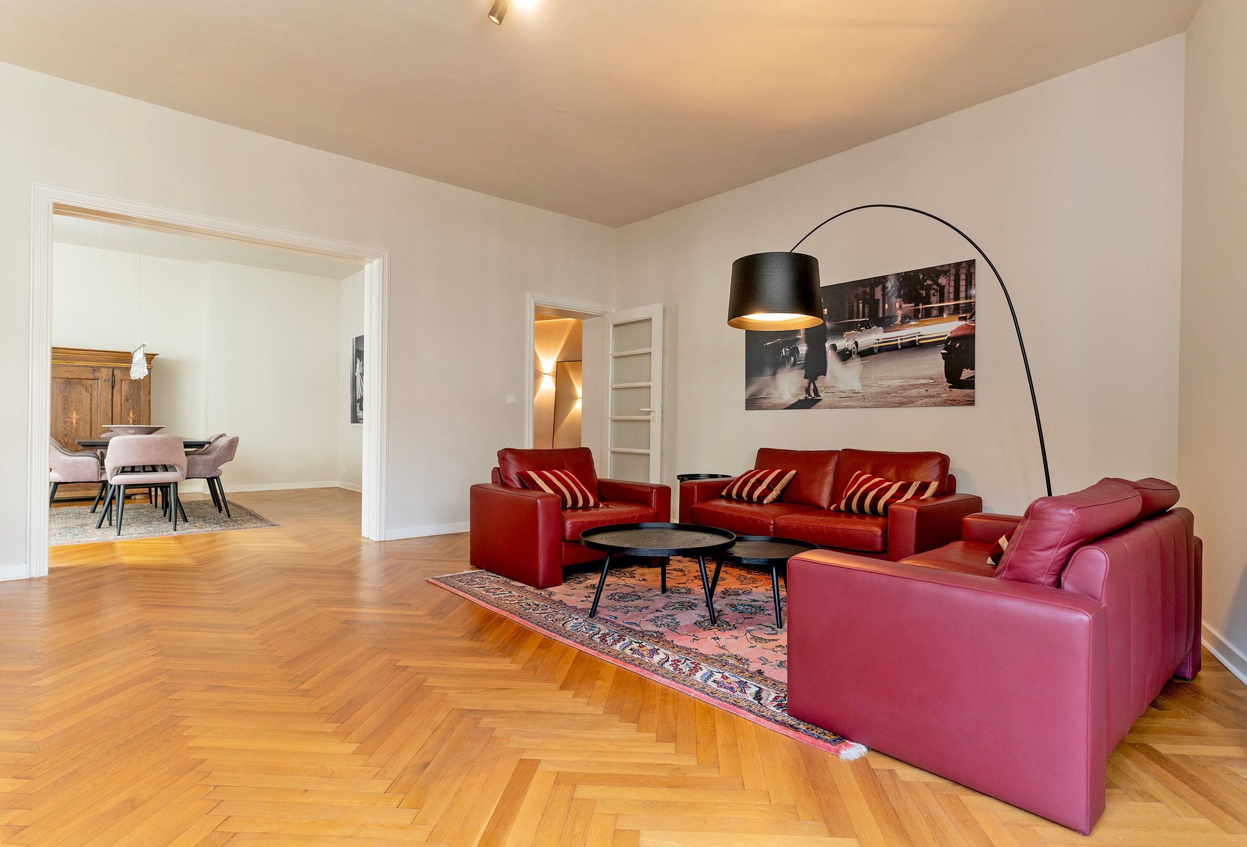 Freshly Renovated 4-Room Apartment In Düsseldorf-Oberkassel - 22