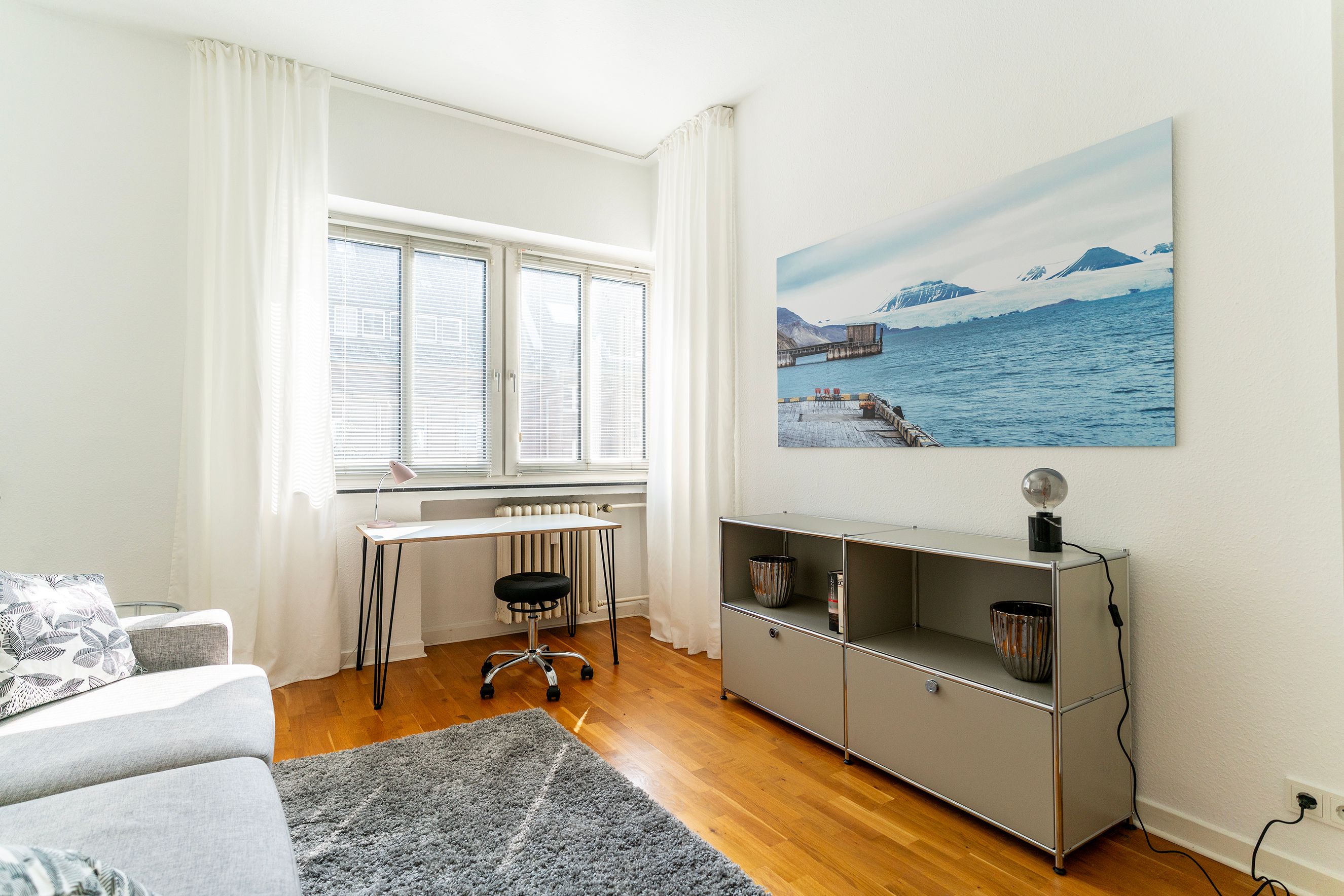 Freshly Renovated 4-Room Apartment In Düsseldorf-Oberkassel - 10
