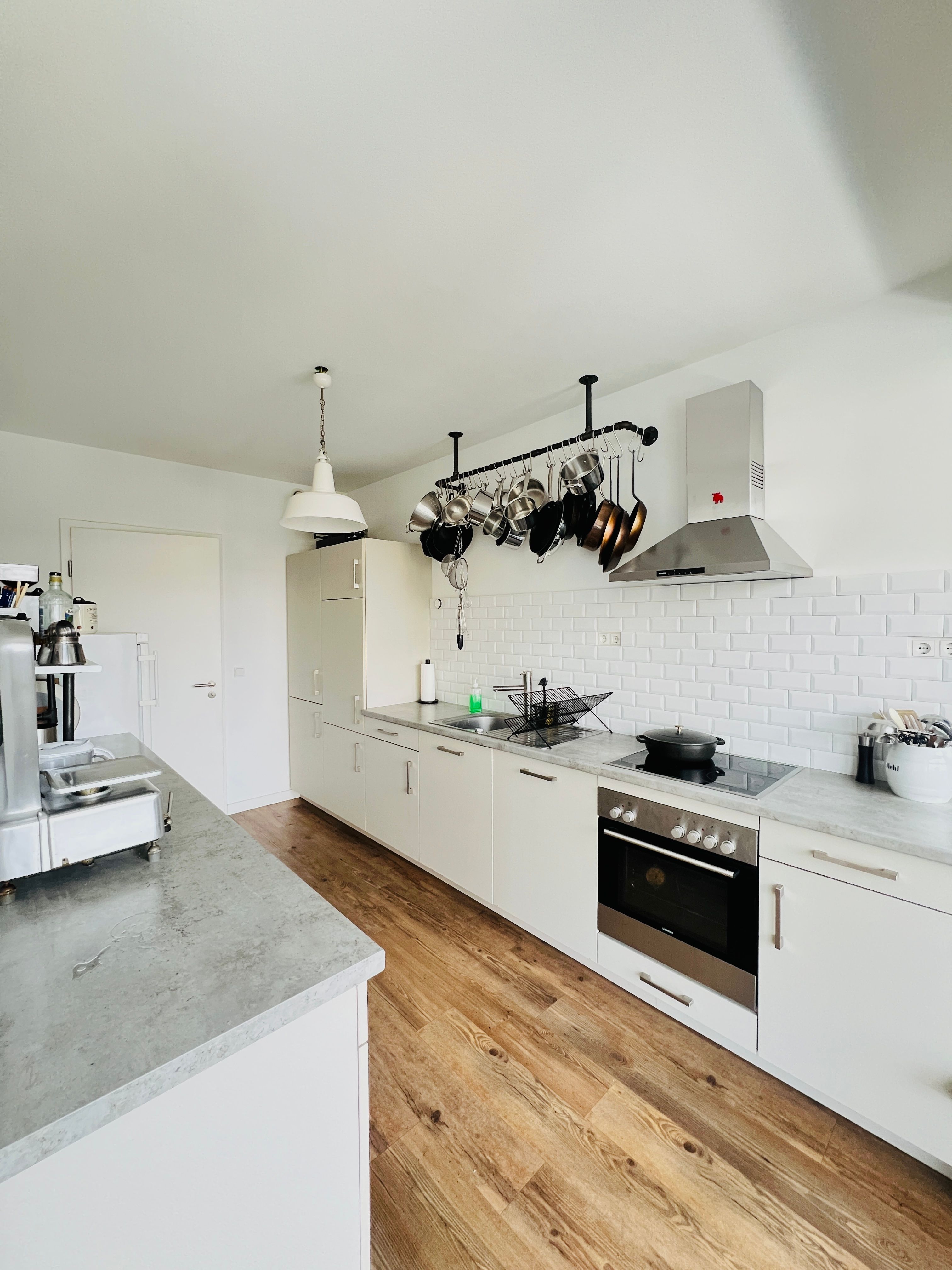 Quiet & Charming Centrally Located Room (17qm) In 90qm Shared Flat With Excellent Transport Connecti - 3