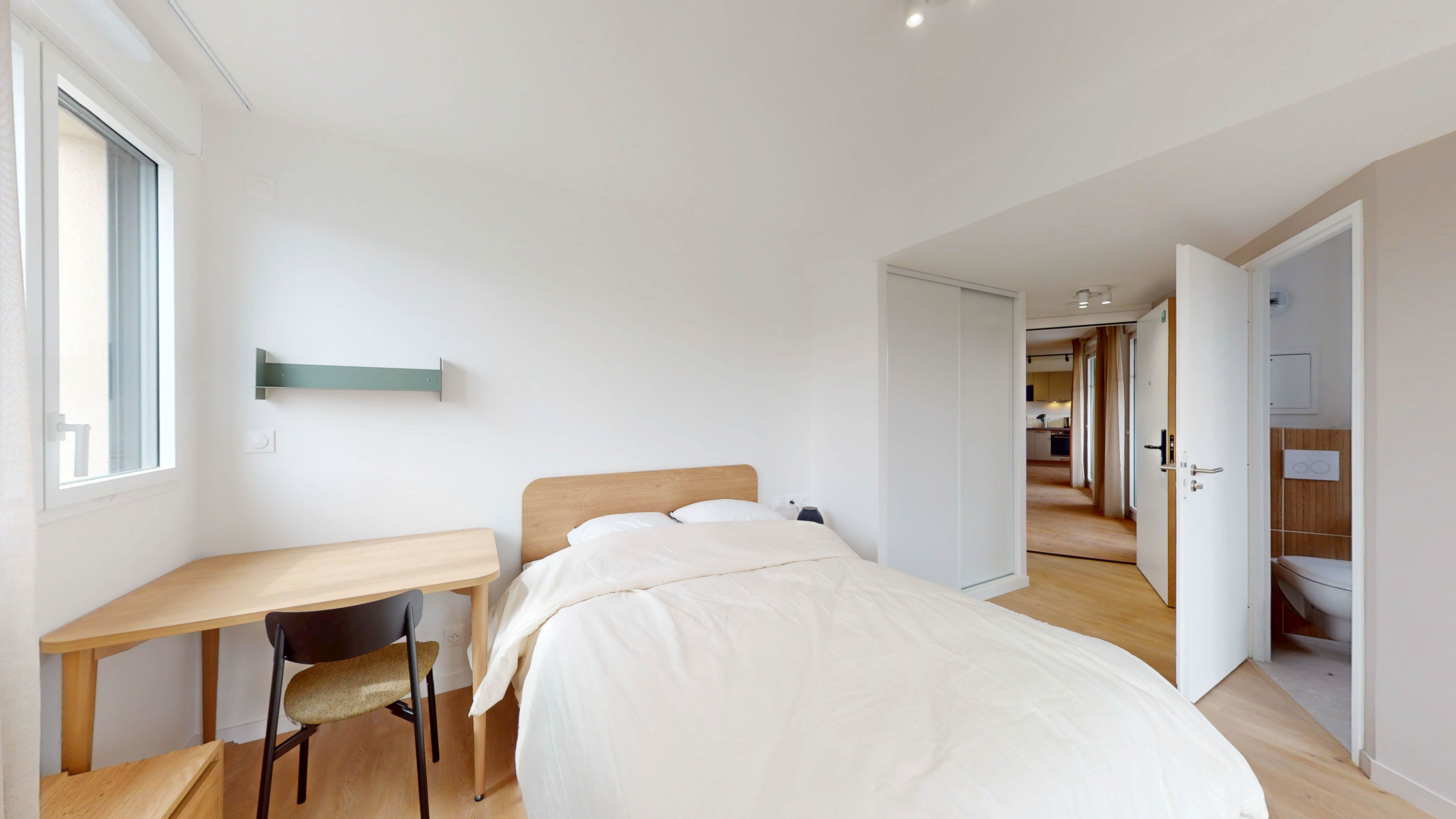 Room 306 - 4