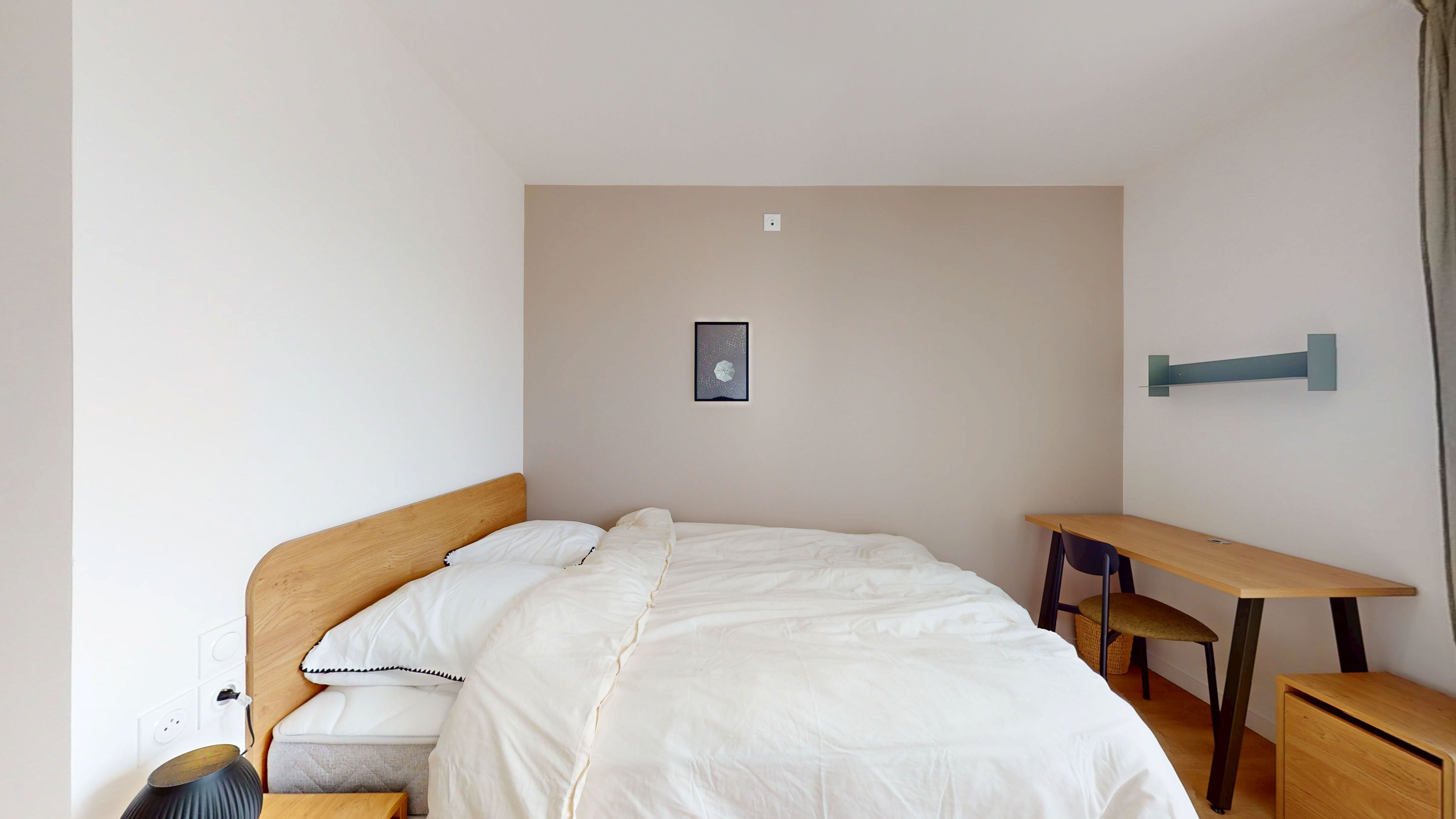 Room 307 - 6