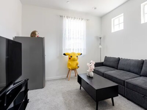 Spacious 3BR with two bath  - Gallery -  5