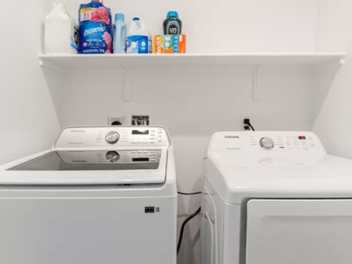 Spacious 3BR with two bath - Gallery - 11