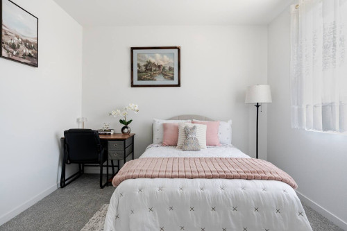 Spacious 3BR with two bath