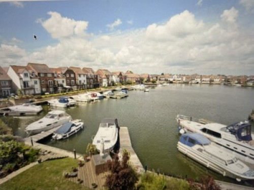Thames Marina Double room