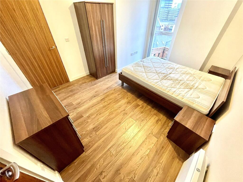  En-Suite (2)  -  Alto  - Gallery -  5