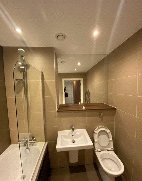  En-Suite (4)  -  Alto  - Gallery -  8