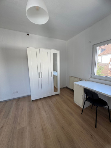 Furnished, cozy room in Frankfurt  - Gallery -  4